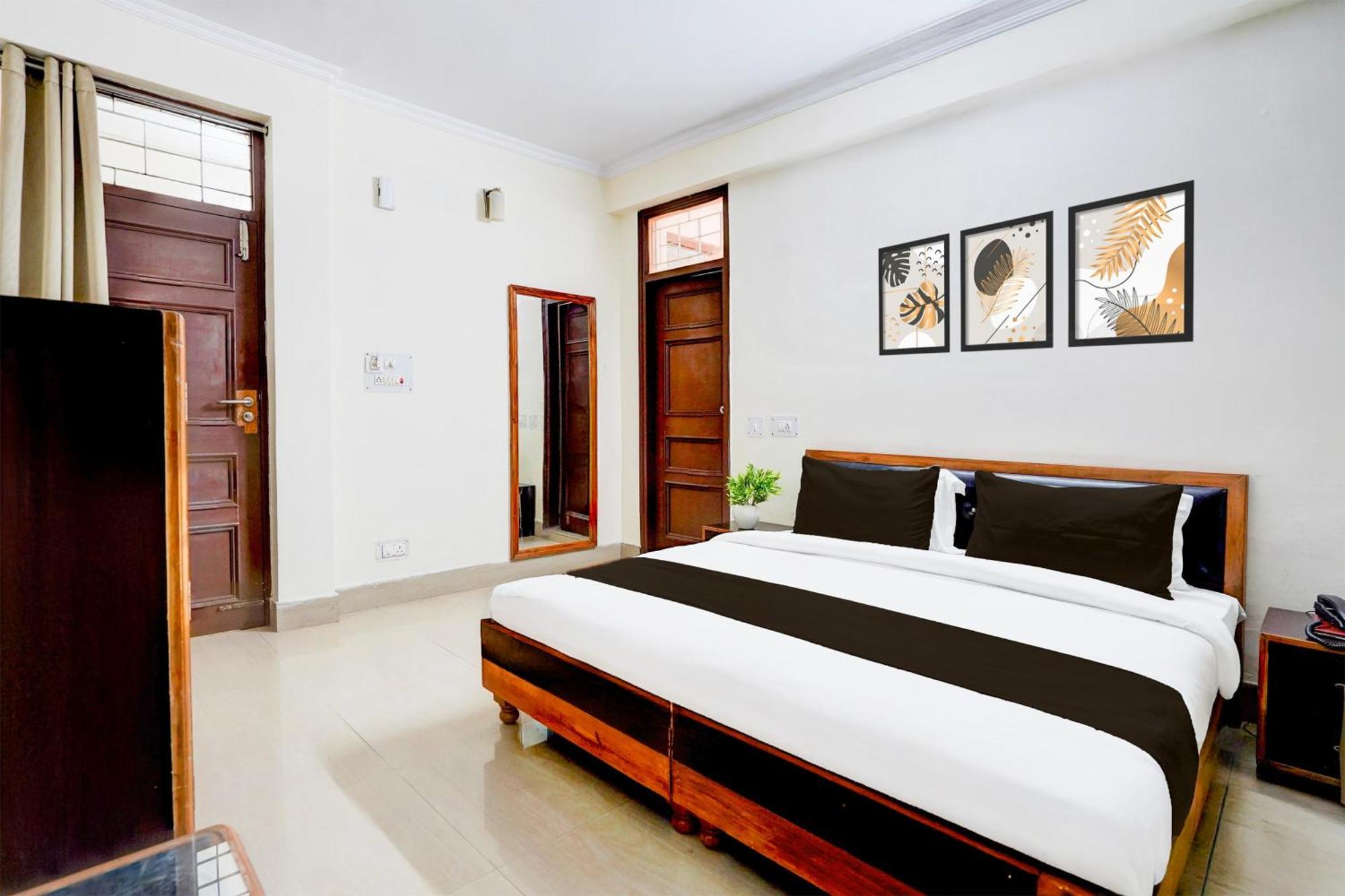 Super Townhouse Mall Road Near Library Chowk Mussoorie Eksteriør billede