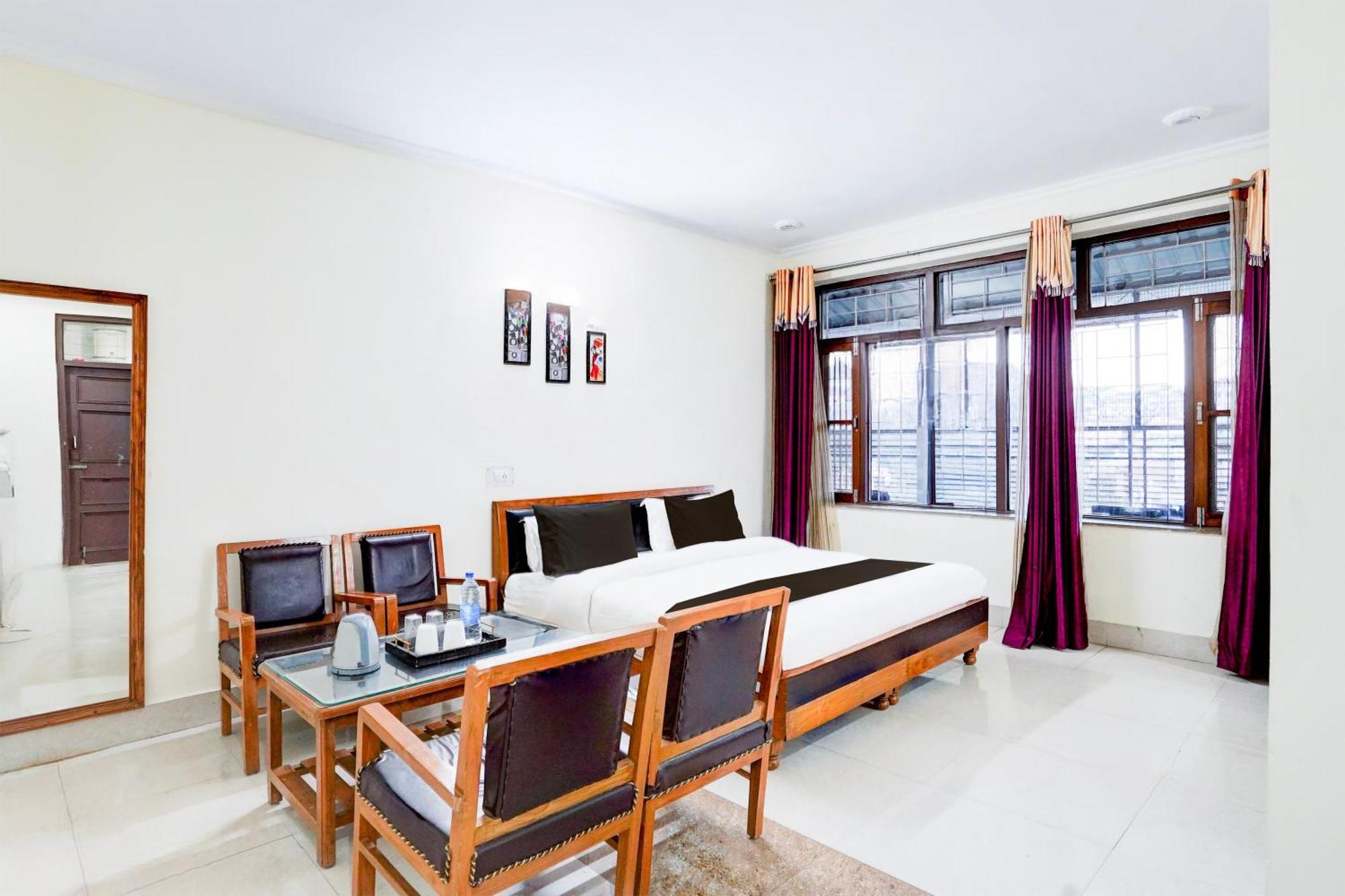 Super Townhouse Mall Road Near Library Chowk Mussoorie Eksteriør billede